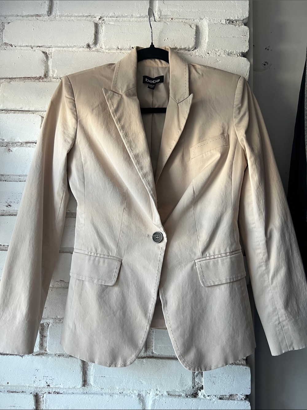 bebe 96% cotton Light Cream Single-Button Tailored Blazer Y2K